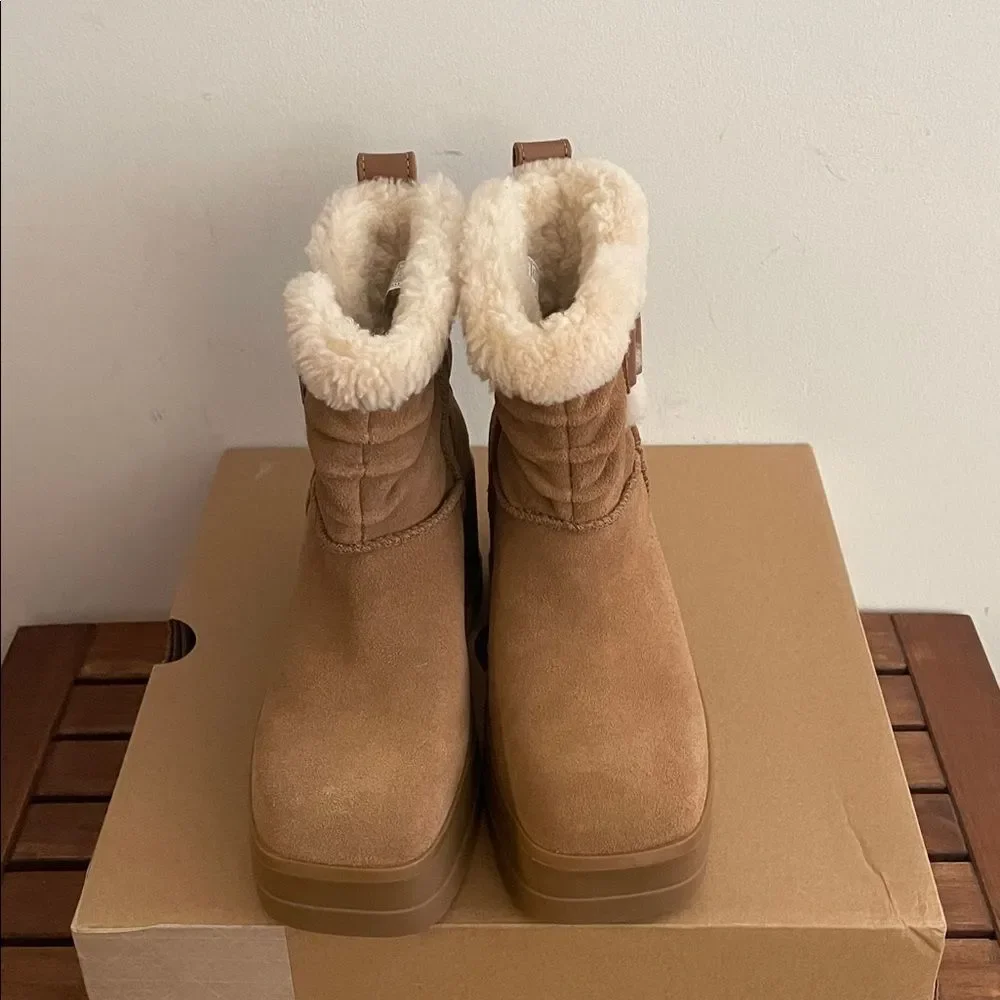 UGG Moxy Pull On Boots Chestnut USA Women Size 8/UK 6/EU 39